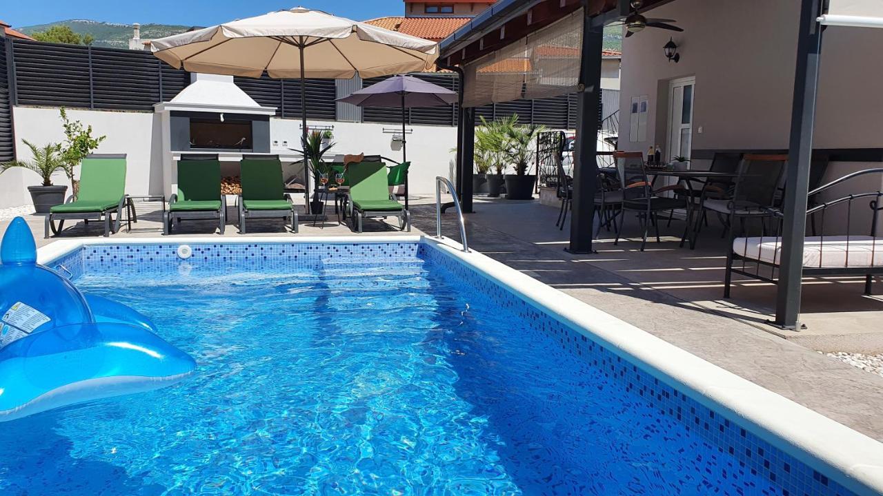 Villa Fides With Private Pool, Garden And Sea View Kaštel Novi Exterior foto